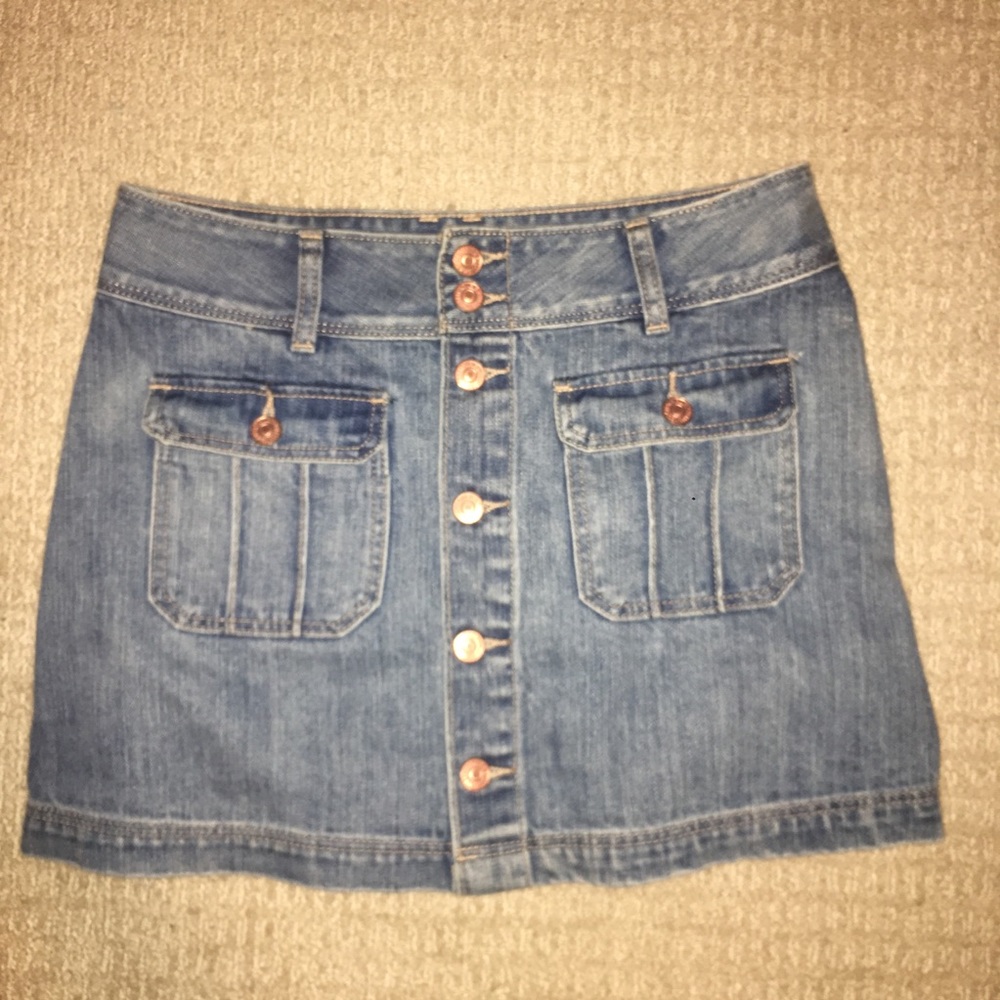 A&F Button up denim mini skirt